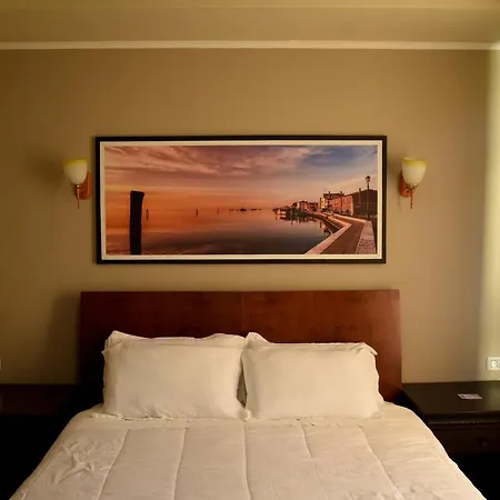 Imperial Ih Hotel 4*